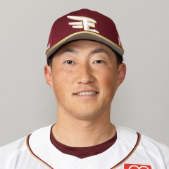 小深田 大翔選手が最多盗塁者賞を獲得! - 東北楽天ゴールデン